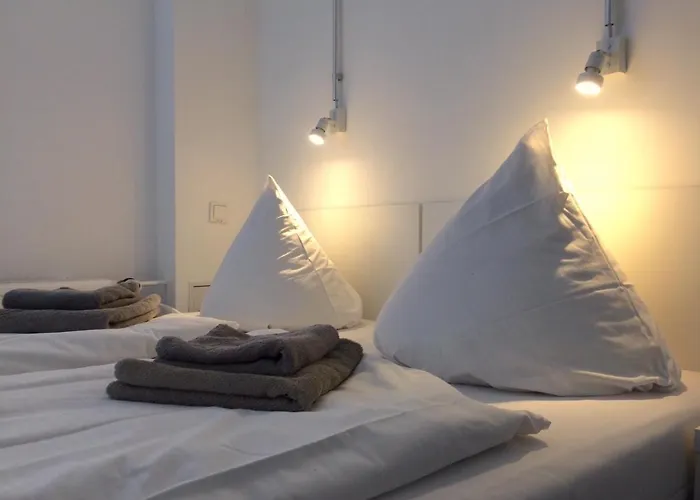 Bnb Near Brandenburg Gate - Rooms & Apartments